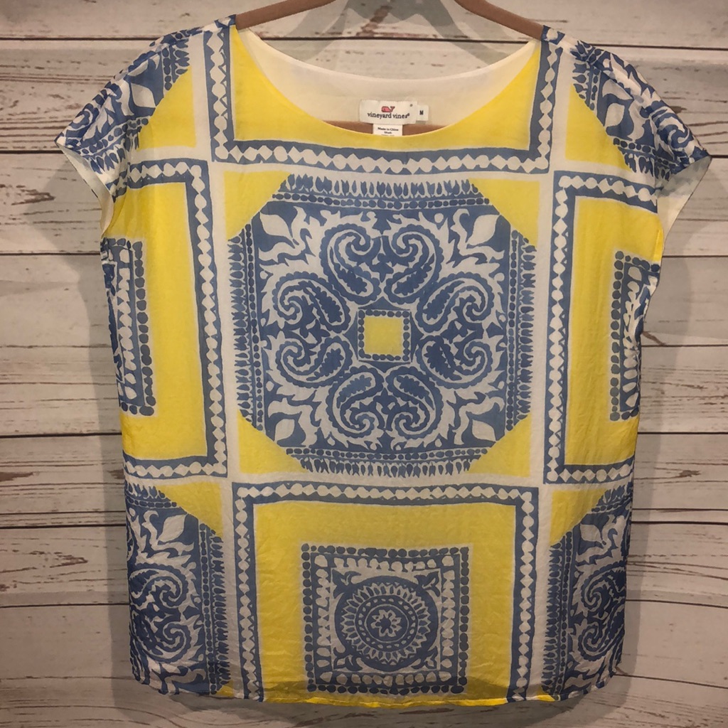 Vineyard Vines Silk Top Medium